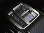 Peugeot e-2008 EV Allure Pack 50 kWh 136PK | Achteruitrijcamera | Navigatie | Apple carplay Android auto | Climate control | LED| DAB | 17"LMV