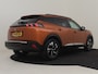 Peugeot e-2008 EV Allure Pack 50 kWh 136PK | Achteruitrijcamera | Navigatie | Apple carplay Android auto | Climate control | LED| DAB | 17"LMV