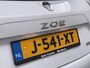 Renault Zoe R135 Zen **52kWh** Warmtepomp Eigen Accu Navi Ecc Apple Carplay/Android Auto Keyless Bluetooth Cruise Control Pdc SOH 76% Regen-Lichtsensor Led Lmv Isofix Lane Assist 1e Eigenaar Dealeronderhouden Origineel Nederlandse Auto