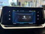 Peugeot e-208 EV ACTIVE PACK 50 kWH NAVIGATIE CRUISE CONTROL CLIMATE CONTROL BLUETOOTH TELEFOON APPLE CARPLAY/ANDROID 16" LICHTMETALEN VELGEN PDC ZEER MOOI !!