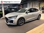 Ford Focus 1.0 EcoBoost Hybrid ST Line / automaat / stuur en stoel verwarming / led