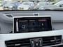 BMW X1 xDrive25e Sport Line Trekhaak Carplay Harman-Kardon Stuurwielverwarming Stoelverwarming 18 Inch LMV Achteruitrijcamera Dealeronderhouden