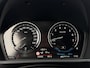 BMW X1 xDrive25e Sport Line Trekhaak Carplay Harman-Kardon Stuurwielverwarming Stoelverwarming 18 Inch LMV Achteruitrijcamera Dealeronderhouden