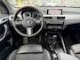 BMW X1 xDrive25e Sport Line Trekhaak Carplay Harman-Kardon Stuurwielverwarming Stoelverwarming 18 Inch LMV Achteruitrijcamera Dealeronderhouden