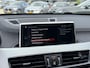 BMW X1 xDrive25e Sport Line Trekhaak Carplay Harman-Kardon Stuurwielverwarming Stoelverwarming 18 Inch LMV Achteruitrijcamera Dealeronderhouden