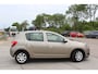 Dacia Sandero 0.9 TCe Lauréate 1E EIG, MULTIMEDIA DEALER ONDERHOUDEN NAVI TREKHAAK AIRCO