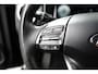 Hyundai Kona Electric EV Comfort 39 kWh | Camera | Carplay | Climate controle | Bestuurdersstoel in hoogte verstelbaar | Stoelverwarming | Stuurverwarming | Parkeersensoren | 17'' velgen