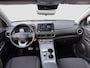 Hyundai Kona Electric EV Comfort 39 kWh 136pk | SoH 97,9% | Camera | Carplay | Climate controle | Bestuurdersstoel in hoogte verstelbaar | Stoelverwarming | Stuurverwarming | Parkeersensoren | 17'' velgen