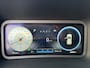 Hyundai Kona Electric EV Comfort 39 kWh 136pk | SoH 97,9% | Camera | Carplay | Climate controle | Bestuurdersstoel in hoogte verstelbaar | Stoelverwarming | Stuurverwarming | Parkeersensoren | 17'' velgen