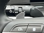 Hyundai Kona Electric Long Range Pure Edition 64.8 kWh / (Dynamische) Navigatie / 3 Fase / Batterijconditionering / Apple CarPlay & Android Auto / Stoel & Stuurverwarming / 19 Inch Lichtmetalen Velgen / Parkeersensoren Voor + Achter / Achteruitrijcamera /