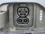 Hyundai Kona Electric Long Range Pure Edition 64.8 kWh / (Dynamische) Navigatie / 3 Fase / Batterijconditionering / Apple CarPlay & Android Auto / Stoel & Stuurverwarming / 19 Inch Lichtmetalen Velgen / Parkeersensoren Voor + Achter / Achteruitrijcamera /