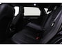 Land Rover Range Rover Evoque 1.5 P300e AWD R-Dynamic SE | ACC | Panoramadak | Meridian | Keyless Entry | Camera | Memory | Stoelverwarming | 20 Inch