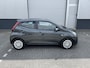 Toyota Aygo 1.0 VVT-i x-play Automaat | 69.000 KM | Apple/Android navigatie |