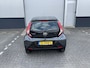 Toyota Aygo 1.0 VVT-i x-play Automaat | 69.000 KM | Apple/Android navigatie |