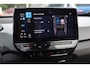 Volkswagen ID.3 First Plus 58 kWh 204PK / 150kW, NL auto, 1e eigenaar nieuw door ons geleverd en onderhouden, LED Matrix (IQ.Lights), keyless start & entry, achteruitrijcamera (rear view), parkeersensoren voor en achter (pdc), stoel- en stuurwiel verwarming, adaptieve cruise control (acc), 19" 'Andoya' LMV, Apple Carplay & Android Auto, elektrisch verstel-, verwarm- en inklapbare buitenspiegels (spiegel pakket), sfeerverlichting, DAB+, navigatie, privacy glas, 2-zone climatronic, dynamische knipperlichten in de spiegels en achterlichten ETC.