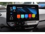 Volkswagen ID.3 First Plus 58 kWh 204PK / 150kW, NL auto, 1e eigenaar nieuw door ons geleverd en onderhouden, LED Matrix (IQ.Lights), keyless start & entry, achteruitrijcamera (rear view), parkeersensoren voor en achter (pdc), stoel- en stuurwiel verwarming, adaptieve cruise control (acc), 19" 'Andoya' LMV, Apple Carplay & Android Auto, elektrisch verstel-, verwarm- en inklapbare buitenspiegels (spiegel pakket), sfeerverlichting, DAB+, navigatie, privacy glas, 2-zone climatronic, dynamische knipperlichten in de spiegels en achterlichten ETC.