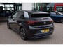 Volkswagen ID.3 First Plus 58 kWh 204PK / 150kW, NL auto, 1e eigenaar nieuw door ons geleverd en onderhouden, LED Matrix (IQ.Lights), keyless start & entry, achteruitrijcamera (rear view), parkeersensoren voor en achter (pdc), stoel- en stuurwiel verwarming, adaptieve cruise control (acc), 19" 'Andoya' LMV, Apple Carplay & Android Auto, elektrisch verstel-, verwarm- en inklapbare buitenspiegels (spiegel pakket), sfeerverlichting, DAB+, navigatie, privacy glas, 2-zone climatronic, dynamische knipperlichten in de spiegels en achterlichten ETC.