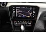 Volkswagen Passat Variant 2.0 TDI DSG 150pk R-Line Business Camera Stoelverwarming Virtual Cockpit