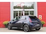 Renault R5 COMFORT RANGE ICONIC CINQ 150PK 52 kWh | PACK WINTER: ELEKTRISCH VERWARMBARE VOORSTOELEN/ELEKTRISCH VERWARMBAAR STUURWIEL/BESTUURDERSSTOEL MET ELEKTRISCH VERSTELBARE LENDESTEUN/IN HOOGTE VERSTELBARE PASSAGIERSSTOEL | PACK PREMIUM SOUND HARMAN KARDON: 9 SPEAKERS WAARVAN 1 SUBWOOFER/VERMOGEN 410 WATT/5 GELUIDSSFEREN: STUDIO/PODCAST/CONCERT/CLUB EN IMMERSION | PACK PARKING: FULL EASY PARK ASSIST MET PARKEERSENSOREN AAN VOOR EN ZIJKANT | PACK SAFETY & ADVANCED DRIVING ASSIST: INTELLIGENT ADAPTIVE CRUISE CONTROL,GEBRUIKT KAARTDATA OM SNELHEID AAN TE PASSEN/ACCUPANT SAFETY EXIT/ACTIVE DRIVER ASSIST/BLIND SPOT WARNING EN LANE DEPARTURE PREVENTION (BIJ INHALEN)/REAR CROSS TRAFFIC ALERT MET REAR ACTIVE EMERGENCY BRAKING | ALL WEATHER BANDEN | LICHTMETALEN VELGEN 18" "CHRONO" | DAKSTRIPING PATERN GOLD | FULL LED KOPLAMPEN MET MICRO OPTICS EN FRANSE VLAG | DRAADLOZE TELEFOONLADER | NAVIGATIE | DRAADLOZE APPLE CARPLAY/ANDROID AUTO | ACHTERUITRIJ CAMERA | ADAPTIVE CRUISE CONTROL |