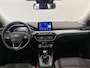 Ford Focus Wagon 1.0 EcoBoost Trend Edition Business Trekhaak Navigatie Apple Carplay Android Auto Parkeerhulp Cruise Control Stoel-en stuurverwarming Climate Control Lichtmetalen velgen