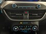 Ford Focus Wagon 1.0 EcoBoost Trend Edition Business Trekhaak Navigatie Apple Carplay Android Auto Parkeerhulp Cruise Control Stoel-en stuurverwarming Climate Control Lichtmetalen velgen
