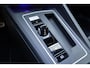 Volkswagen Golf 1.5 eTSI R-Line Business | Trekhaak | Dodehoekdetectie |