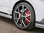 Volkswagen Golf 2.0 TSI 300pk DSG GTI Clubsport · Camera · Akrapovic · Apple/Android Car Play · Stoel-& Stuurverwarming · Dodehoek Detectie · 19'' Inch ·