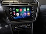 Volkswagen Tiguan 1.5 TSI Life Business / 150pk / Achteruitrij camera / Stoel en stuur verwarming /