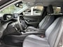 Peugeot 2008 1.2T 130pk Allure | Achteruitrijcamera | Dealeronderhouden | Navigatie | Parkeersensoren | Privacy Glass | Cruise Control | Apple Carplay/Android Auto
