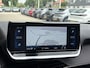 Peugeot 2008 1.2T 130pk Allure | Achteruitrijcamera | Dealeronderhouden | Navigatie | Parkeersensoren | Privacy Glass | Cruise Control | Apple Carplay/Android Auto