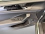 Volkswagen Tiguan 1.5 eHybrid 272pk DSG R-Line Edition · Panoramadak · 360 Camera · Harman Kardon Audio · Inklap. Trekhaak · Matrix LED · Head-Up Display · Keyless · Garantie t/m 19-11-2030 of 100.000km
