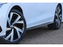 Volkswagen Golf 1.5 eTSI R-Line 150pk DSG7
