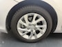 Toyota Auris 1.8 Hybrid Dynamic | Cam achter | Lm op All weather | Dealer onderhouden | NL auto