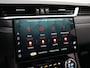 Jaguar F-Pace 2.0 P400e PHEV R-Dynamic Black | Cold Climate Pack | Panoramisch Schuifdak | Driver Assist Pack | Adaptive Surface Response