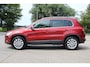 Volkswagen Tiguan 1.4 TSI Sport&Style | Panoramadak | Trekhaak | Navigatie | Clima / Cruise control | PDC | NAP | APK |