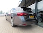 Toyota Avensis 1.8 VVT-I EXEC. BNS Ecc Navi Pano Led 2016