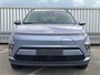 Hyundai Kona Electric Pure Edition 64.8 kWh / €1500,- Voordeel / Uit Voorraad Leverbaar / Stoel- & Stuurverwarming / Achteruitrijcamera / Parkeersensoren Voor + Achter / Dynamische Navigatie / Climate Control / Adaptive Cruise Control /