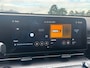 Hyundai Kona Electric Pure Edition 64.8 kWh / €1500,- Voordeel / Uit Voorraad Leverbaar / Stoel- & Stuurverwarming / Achteruitrijcamera / Parkeersensoren Voor + Achter / Dynamische Navigatie / Climate Control / Adaptive Cruise Control /