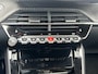 Peugeot 2008 1.2 Turbo 130 pk Automaat Allure Navigatie* Camera Keyless Dab Carplay 17 Inch Velgen Stoelverwarming Clima + Adaptieve cruise control ACC Led koplampen