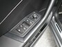 Volkswagen T-Roc R-Line 1.5 TSI 150 PK Business DSG | LED Matrix IQ | Panoramadak | Achteruitrij Camera | Navigatie | DAB+ | Trekhaak | Side Assist |