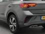 Volkswagen T-Roc R-Line 1.5 TSI 150 PK Business DSG | LED Matrix IQ | Panoramadak | Achteruitrij Camera | Navigatie | DAB+ | Trekhaak | Side Assist |