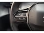 Peugeot e-208 EV Active Pack 50kWh 3-fase [ LED Cruise control Navi Apple/Android ]