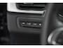 Renault Captur TCe 130 EDC Limited | Trekhaak | Adaptieve Cruise Control | Dodehoekdetectie | Camera