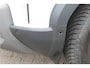 Dacia Duster 1.2-130pk TCe Mild-Hybrid Extreme. Stoere SUV ! Slechts 16.000km ! Autm. airco, LED verl., 360gr. camera, parkeersensoren v+a, stoelverw., cruise control, dodehoek ass., telefoonvoorb., navigatie by Apple carplay / Android auto etc.