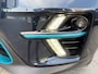 Kia Niro EV e-Niro DynamicPlusLine 204pk 64 kWh | Camera | Carplay | Schuifdak | Adaptive Cruise | 17" Velgen | Halfleder | Stoel/Stuurverwarming | Metaallak | DAB |