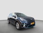 Kia Niro EV e-Niro DynamicPlusLine 204pk 64 kWh | Camera | Carplay | Schuifdak | Adaptive Cruise | 17" Velgen | Halfleder | Stoel/Stuurverwarming | Metaallak | DAB |