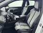 Peugeot 3008 SUV HYbrid4 300 pk GT | Accu 88% | Black Pack | Navigatie | Comfort Stoelen | Elektrische Achterklep