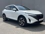 Nissan Qashqai 1.3 MHEV Xtronic Tekna Plus / 10 Jaar Nissan More / Panoramadak / HUD / BOSE / ACC / Luxe Lederen Bekleding / Stoel Massage / Stoel & Stuurwiel Verwarming / Elektr. Stoelen / Elektr. Achterklep / Memory Stoelen /