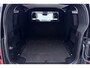 Land Rover Defender 110 D200 SE | Luchtvering | ClearSight | 360° Camera | Meridian | Stoel+Stuurverwarming