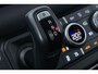 Land Rover Defender 110 D200 SE | Luchtvering | ClearSight | 360° Camera | Meridian | Stoel+Stuurverwarming
